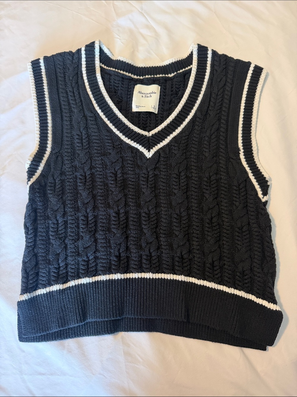 Abercrombie & Fitch Black Cable Knit Vest with White Trim